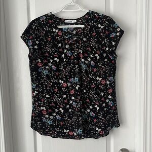 Rickis Black Floral Short Sleeve Blouse Medium